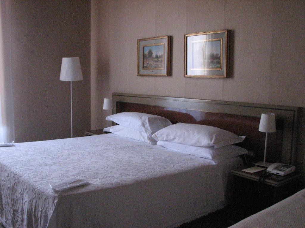 Hotel Aquila Bianca Orvieto Room photo